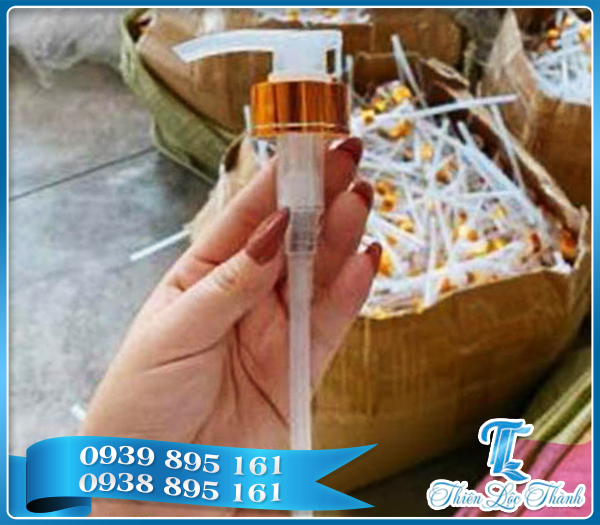 Đầu vòi nắp nhựa